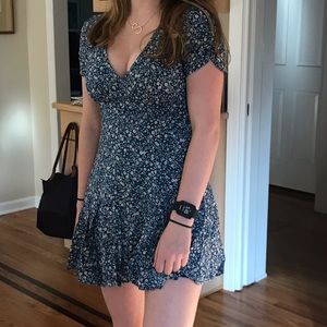 Princess Polly blue floral dress